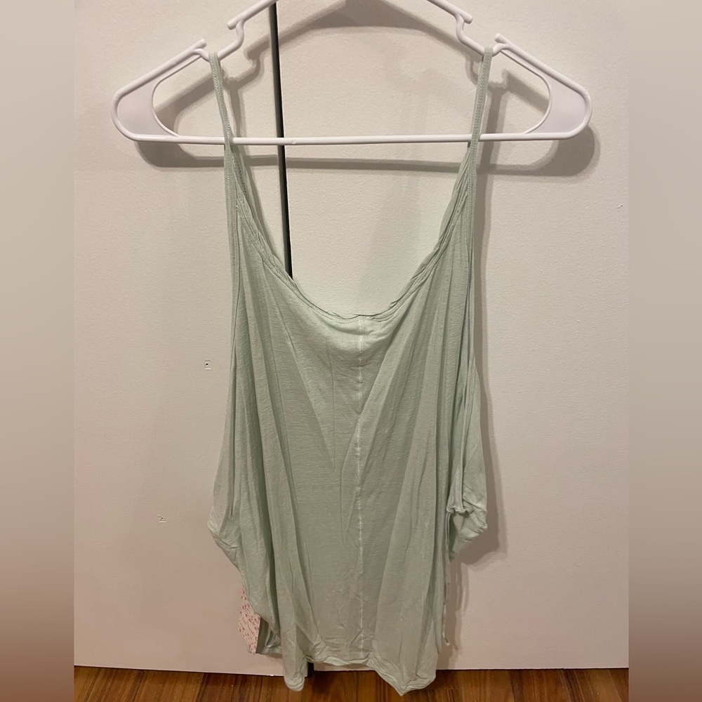 Free people tank top size M NWT